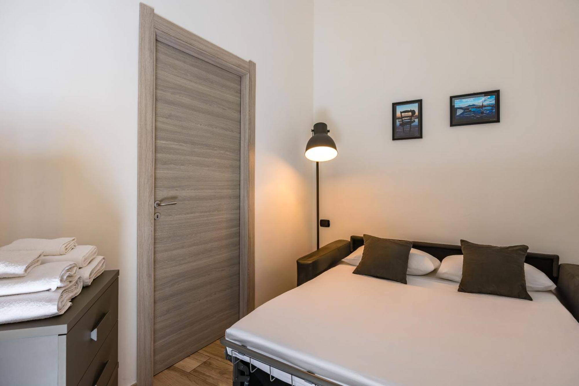 Palazzo Mormando - Modern Apartment Napoli Eksteriør billede